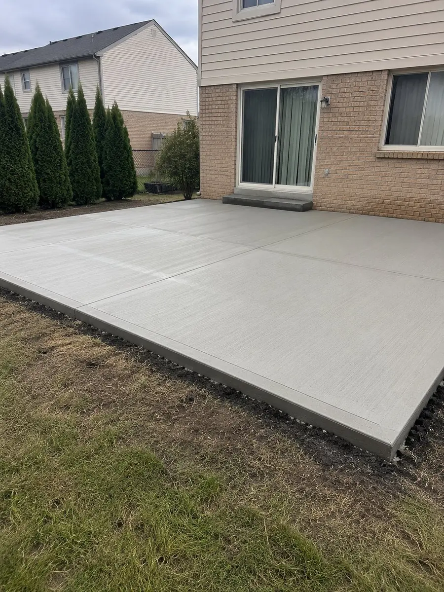 Broom finish concrete patio in Canton, MI